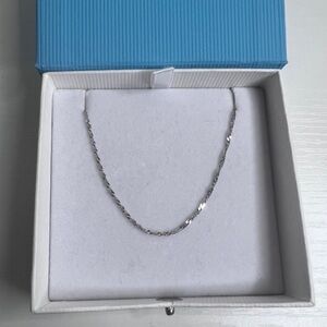 10k White Gold Singapore Bracelet